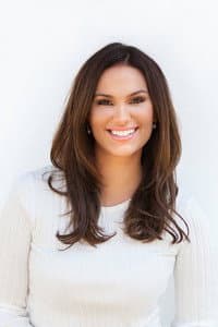 Nicole Weider